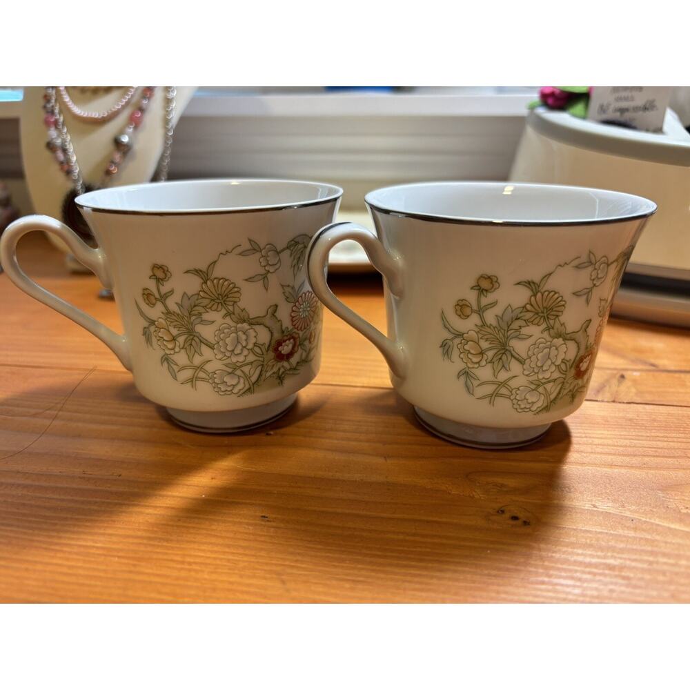Mikasa Tea Cups Kabuki Fine China L9011 Japan 1970s Vintage Green. 2 Cups